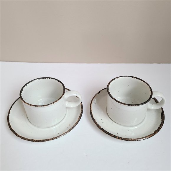 2 vintage Stonehenge Midwinter cups with saucers. - Picture 2 of 4